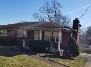 1042 Palatka Rd, Louisville, KY 40214