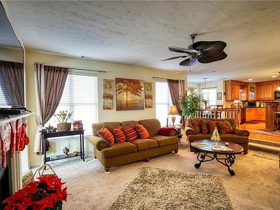 5th image of 2210 Park Estates Dr