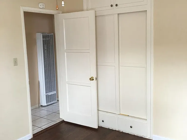 2530 Termino Ave — Photo 11