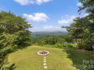 354 Boulder View Dr, Flat Rock, NC 28731