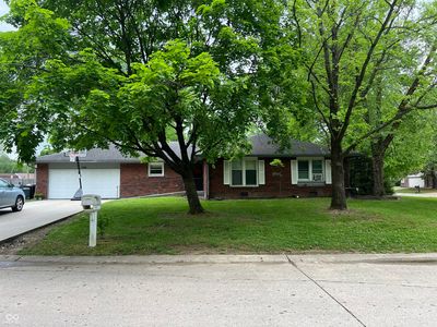 605 Queenswood Dr, Indianapolis, IN, 46217