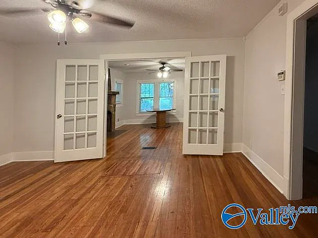 2 bed, 1.0 bath, 1202 sqft, $1,200 — Photo 3