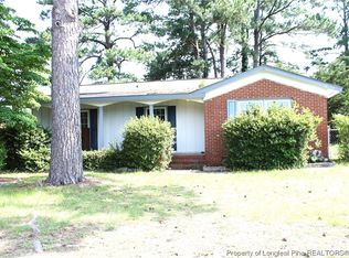 671 Wiltshire Rd, Fayetteville, NC 28314