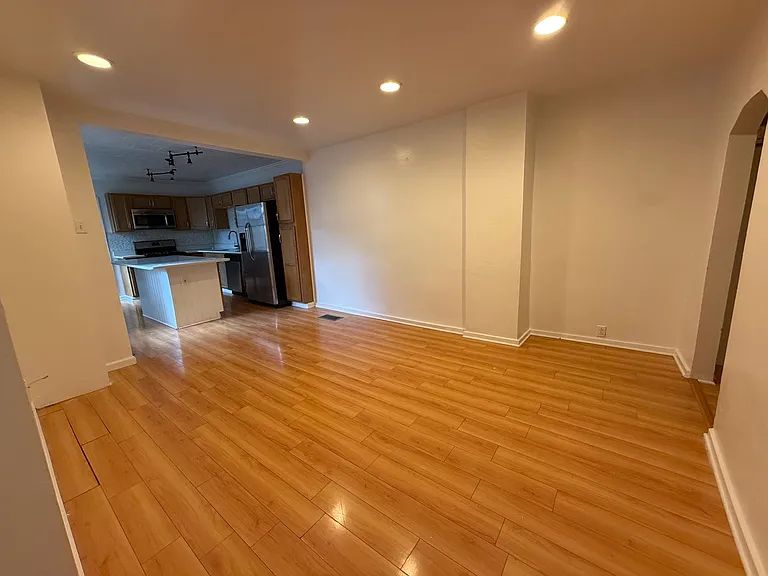 1916 Larkins Way — Photo 7