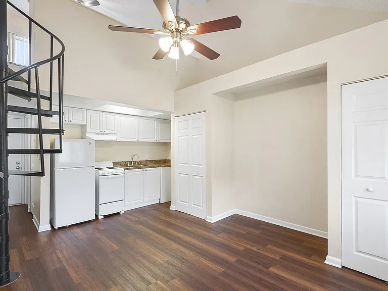 Living Room Kitchen Area