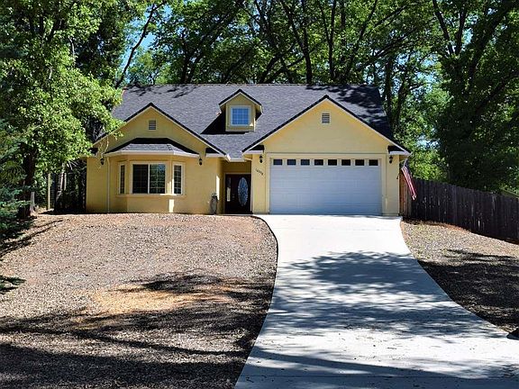 3rd image of 16398 Acorn Dr