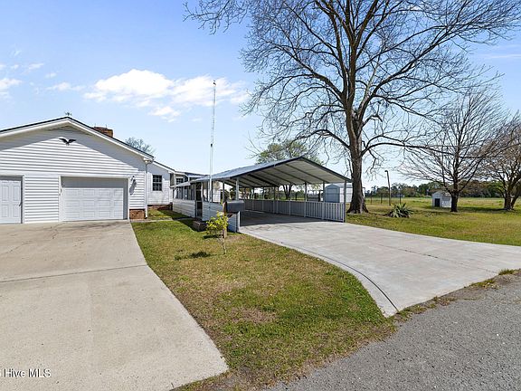 4th image of 830 Indian Springs Road