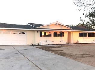 14265 Jicarilla Rd, Apple Valley, CA 92307