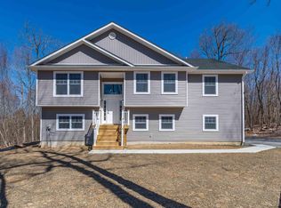 7 Calico Way, Wallkill, NY 12589