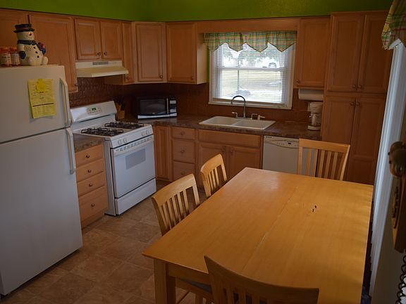 4th image of 222 George St