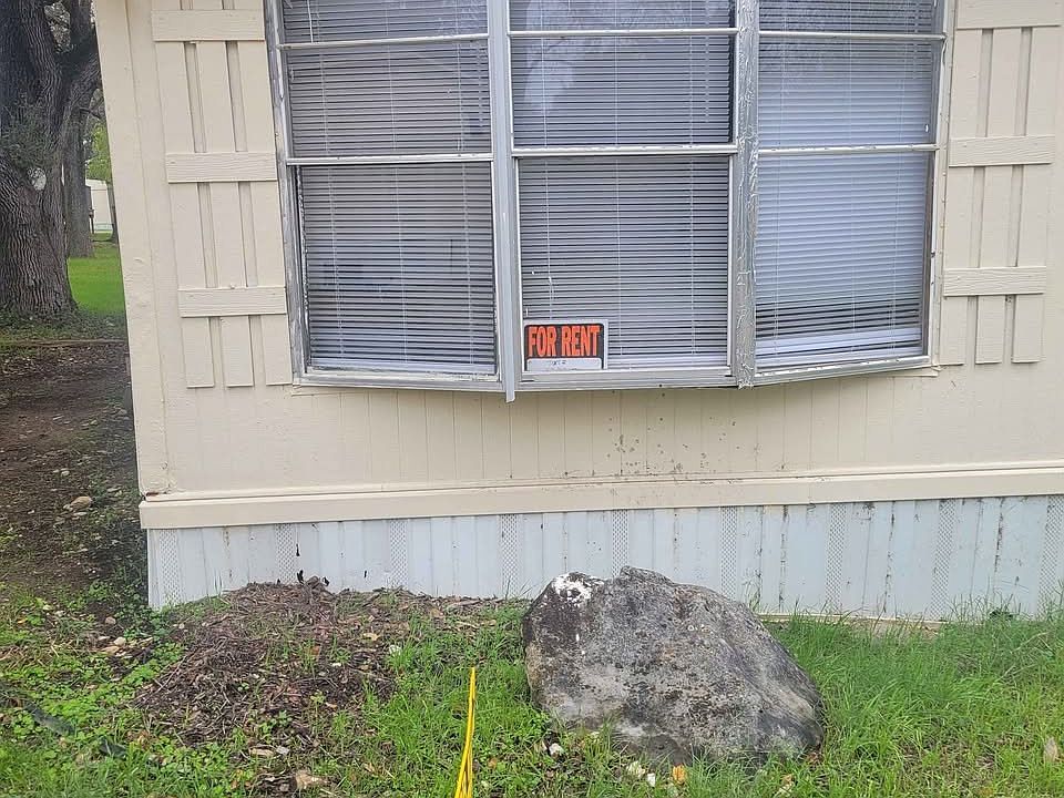 1st image of 1716 Hofheinz St Trailer 30