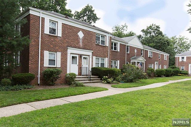 2nd image of 178 Central Ave APT F