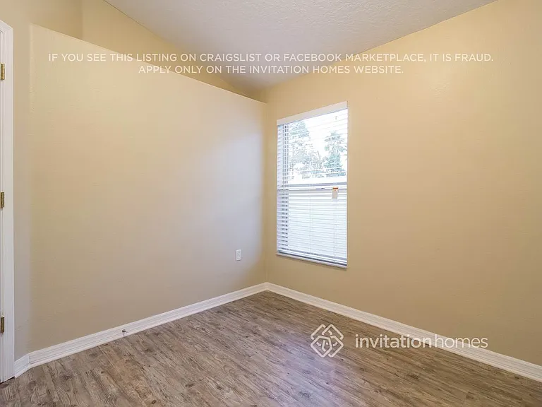 14100 Yellow Wood Cir — Photo 15