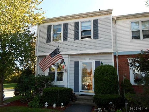 2nd image of 604 Williamsburg Dr