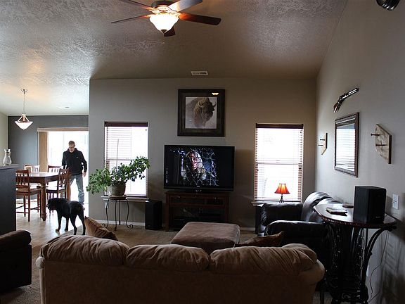 3rd image of 5273 Monica St