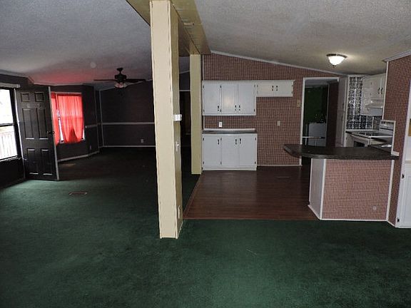 4th image of 217 School St
