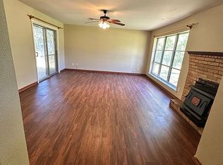 455 Blanton Rd, Lumberton, TX 77657