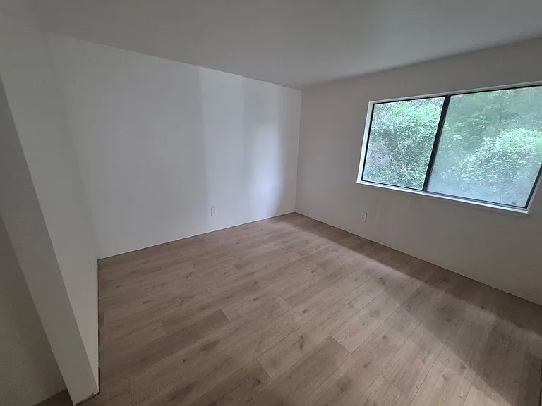 22236 Main St #D — Photo 7