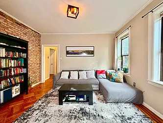 42 Van Wagenen Avenue, #12