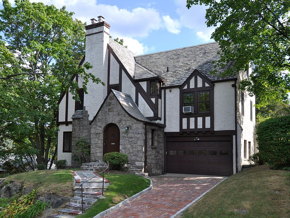 1st image of 432 E Sidney Ave