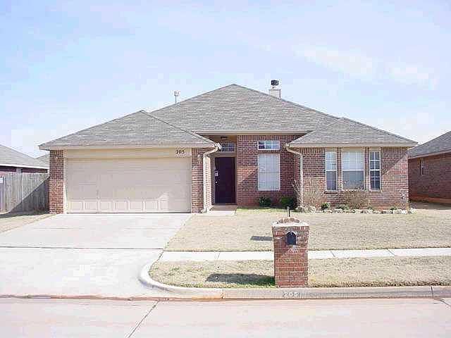 1st image of 205 E Morningside Dr