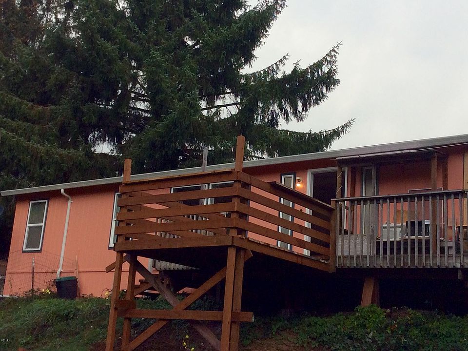 1st image of 370 N Vista Ter