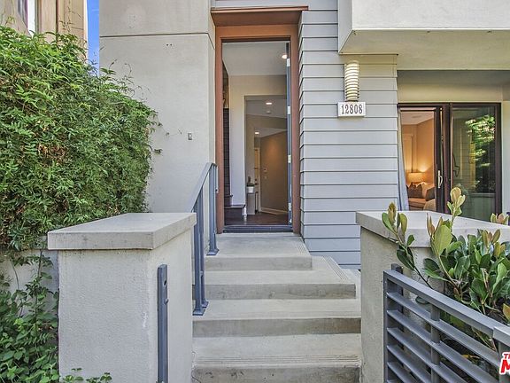 3rd image of 12808 W South Seaglass Cir