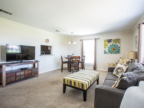 3rd image of 204 Geneva St APT E
