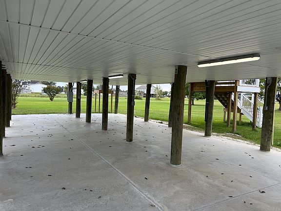5th image of 54 Bay Lake Dr