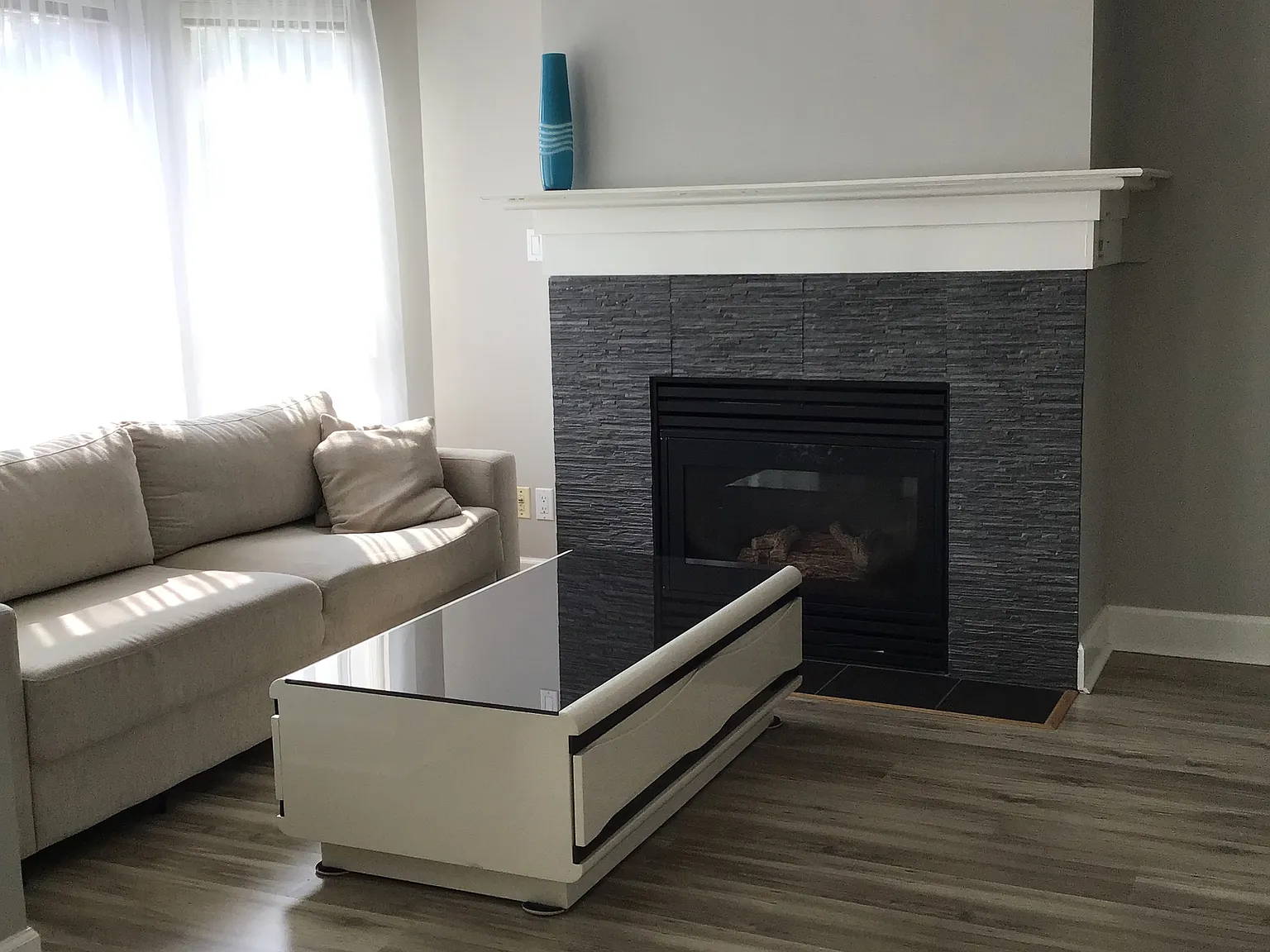 1 bed, 640 sqft, $2,850 — Photo 3