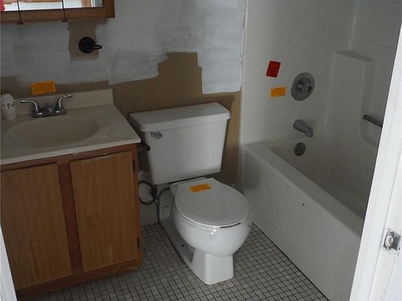 5th image of 931 S James St