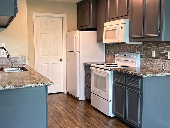 5th image of 418 Garland Dr APT 102