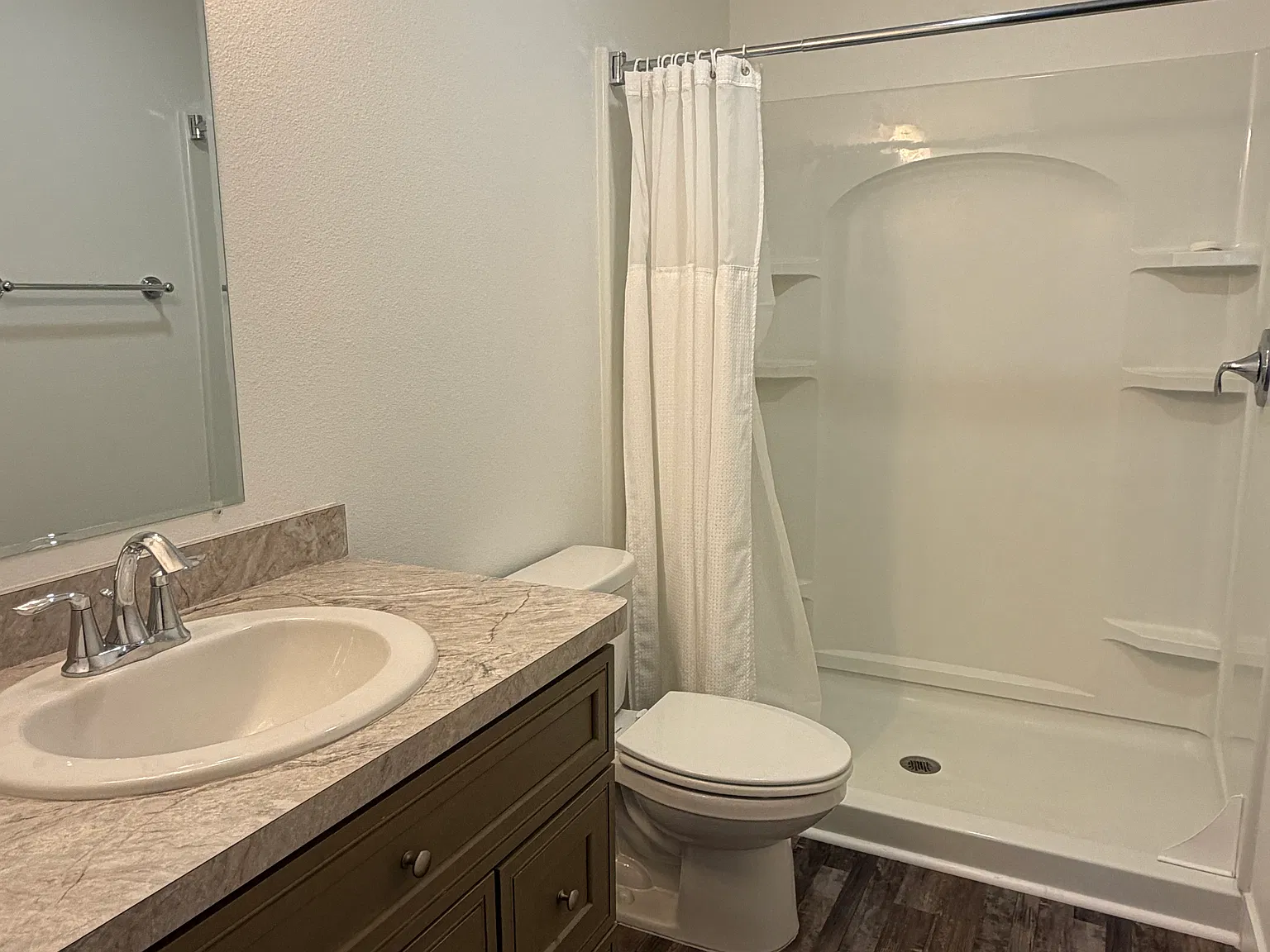 3 bed, 1209 sqft, $2,150 — Photo 4