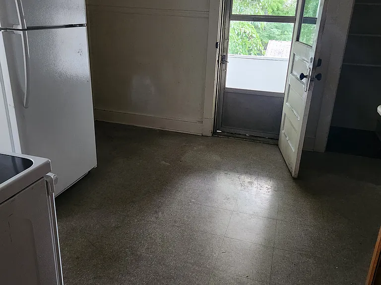 5 Brintnall Pl #3 — Photo 4