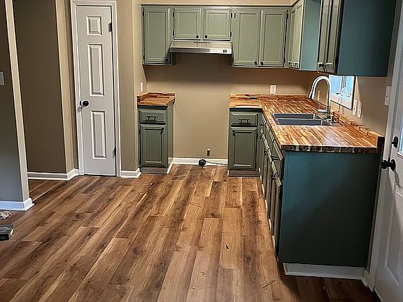 5th image of 503 Bobbies Cir