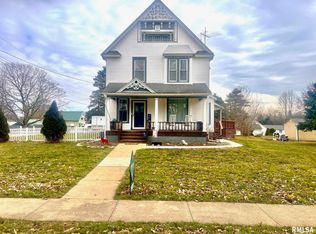 222 S Miller St, Toulon, IL 61483