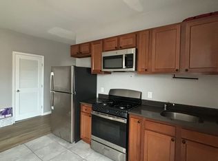 353 16th Ave #4, Irvington, NJ 07111