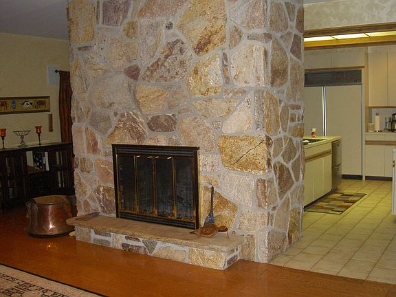 family room looking into kitchen