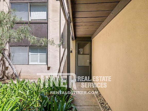 5th image of 2238 Woodside Ln Unit 5