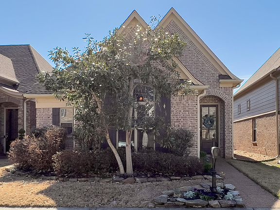 2nd image of 9957 Oban Dr