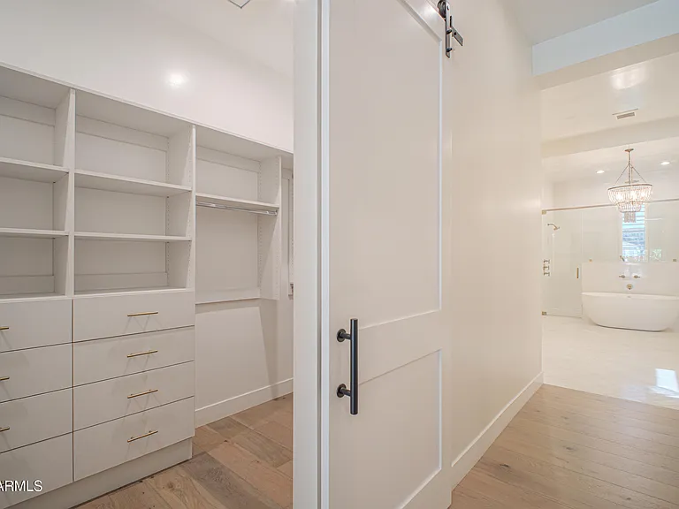 12424 E Victoria St — Photo 66