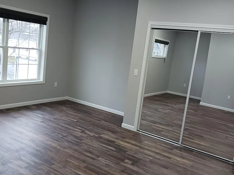 442 Main St — Photo 9