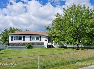 3723 E 17th Ave, Anchorage, AK 99508