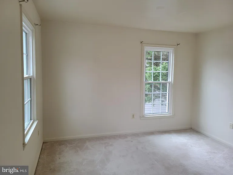 279 Terrie Dr — Photo 25