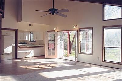 2nd image of 20 Casa Colina Ln