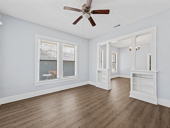 4th image of 1616 Lyle Ave