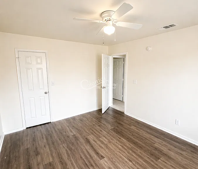507 N Gilmer St #B5 — Photo 6