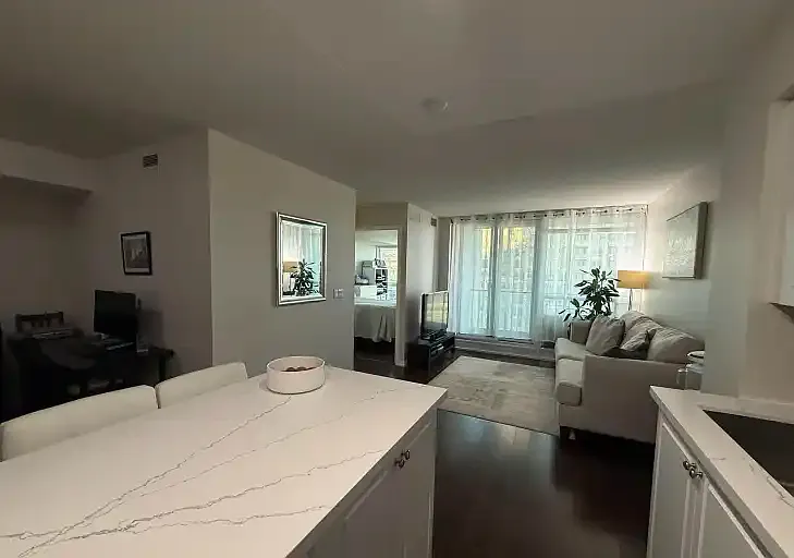 215 Fort York Blvd #1801 — Photo 4