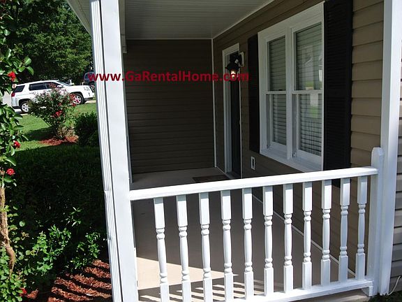 3rd image of 107 Stoney Brook Dr