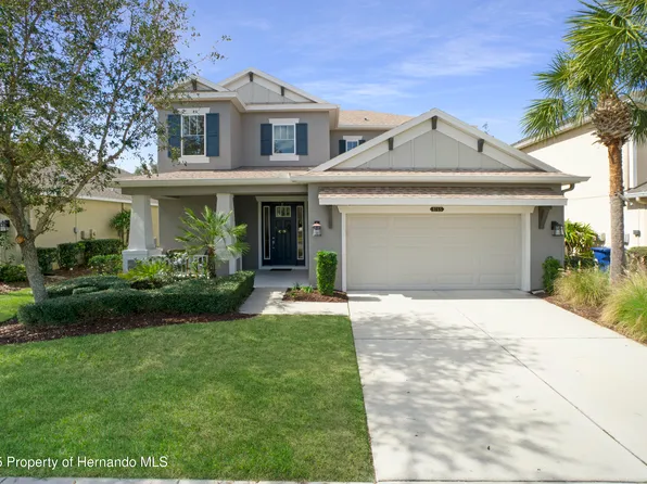 8765 Sentiero Dr, Land O Lakes, FL 34637